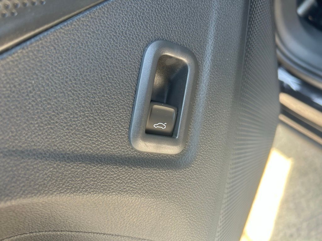 2026 Volkswagen Tiguan 2.0T SE R-Line Black Tampa FL