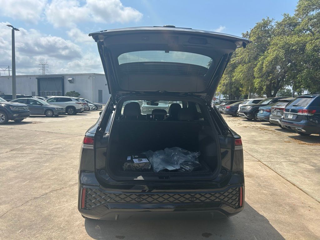 2026 Volkswagen Tiguan 2.0T SE R-Line Black Tampa FL