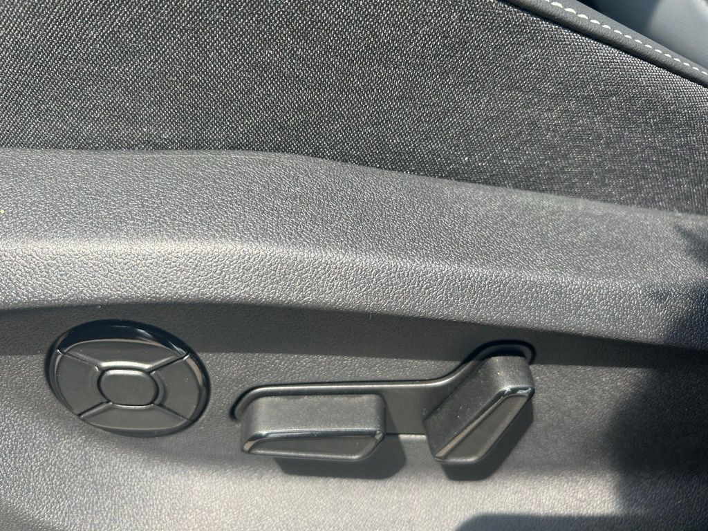 2026 Volkswagen Tiguan 2.0T SE R-Line Black Tampa FL