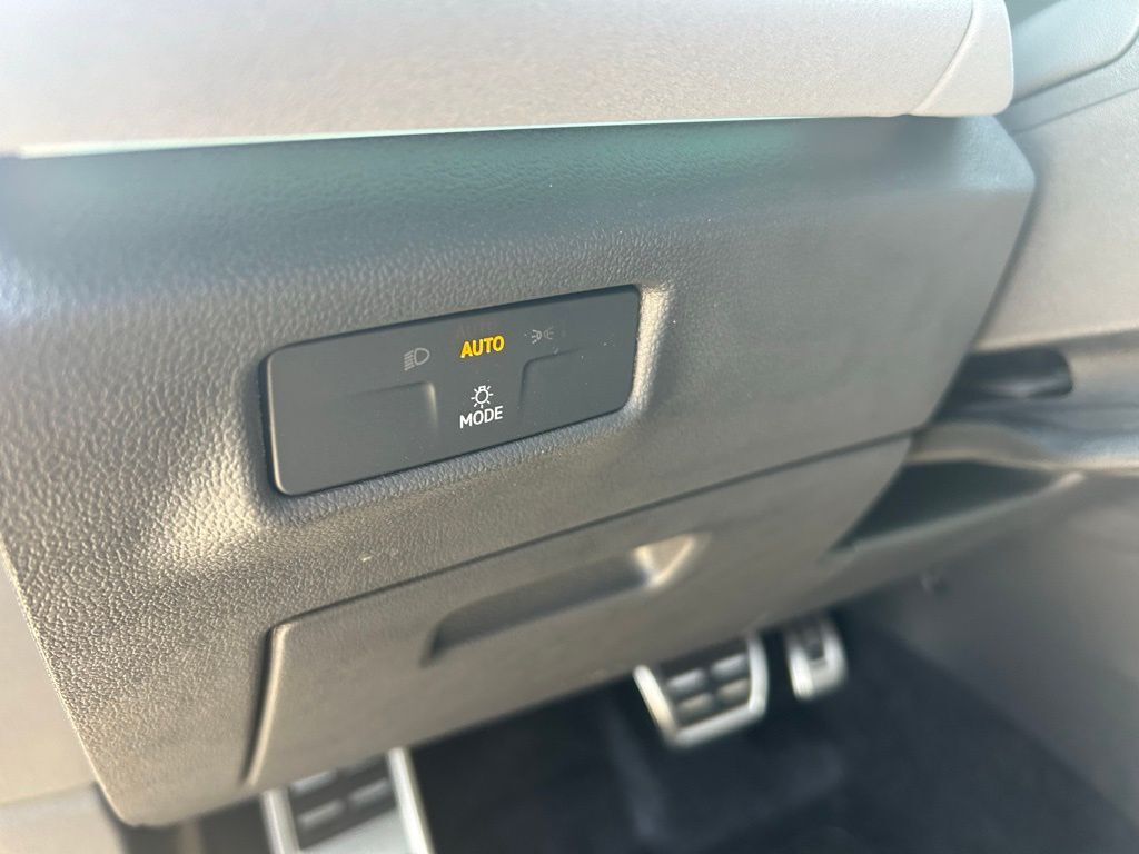 2026 Volkswagen Tiguan 2.0T SE R-Line Black Tampa FL