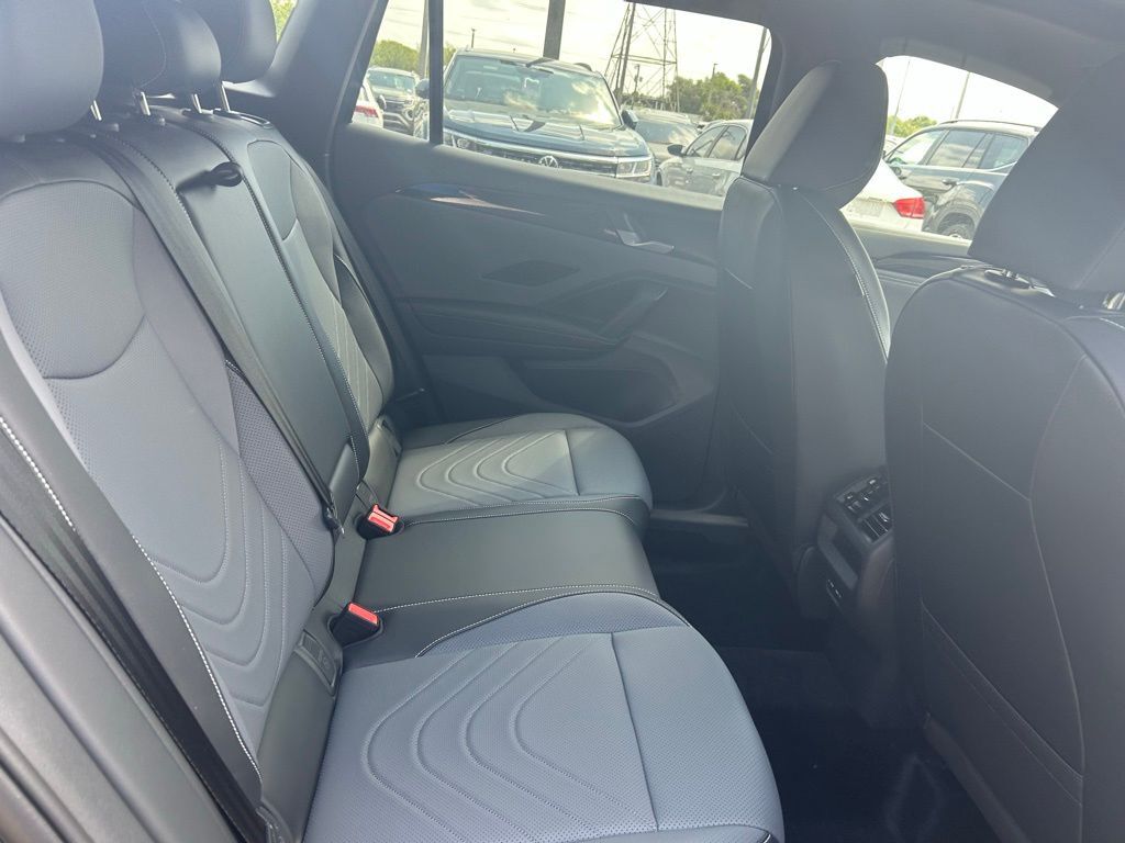 2026 Volkswagen Tiguan 2.0T SE R-Line Black Tampa FL