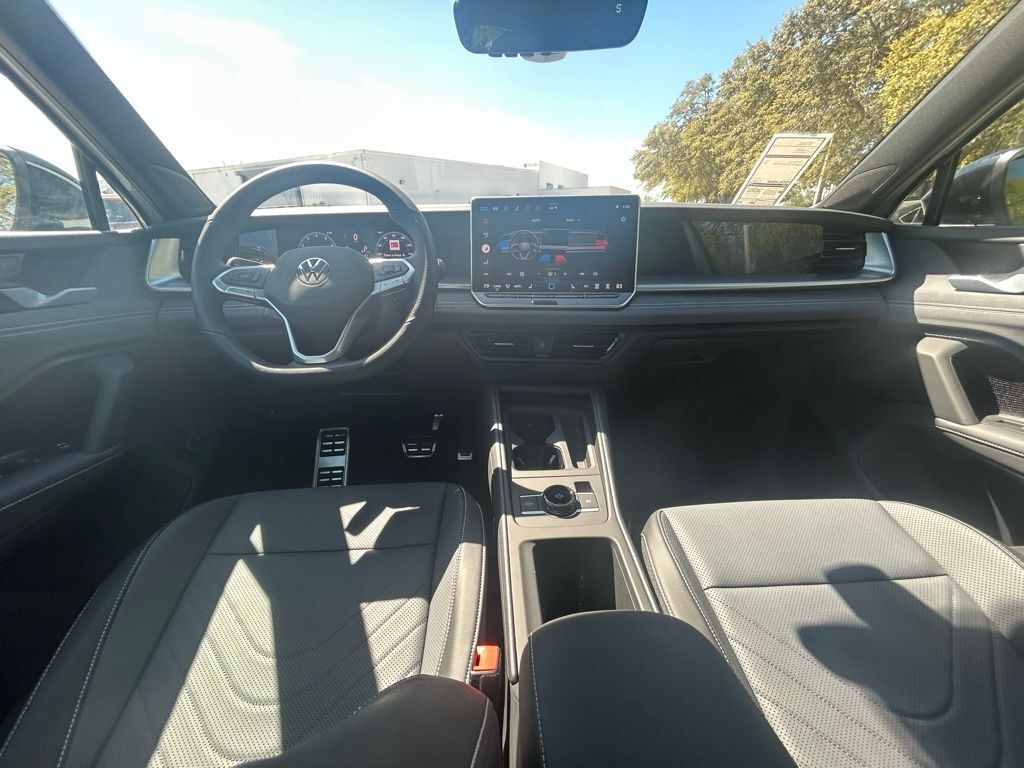 2026 Volkswagen Tiguan 2.0T SE R-Line Black Tampa FL