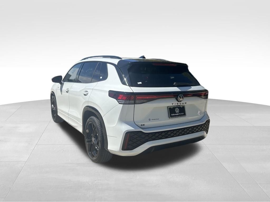 2026 Volkswagen Tiguan 2.0T SE R-Line Black Tampa FL