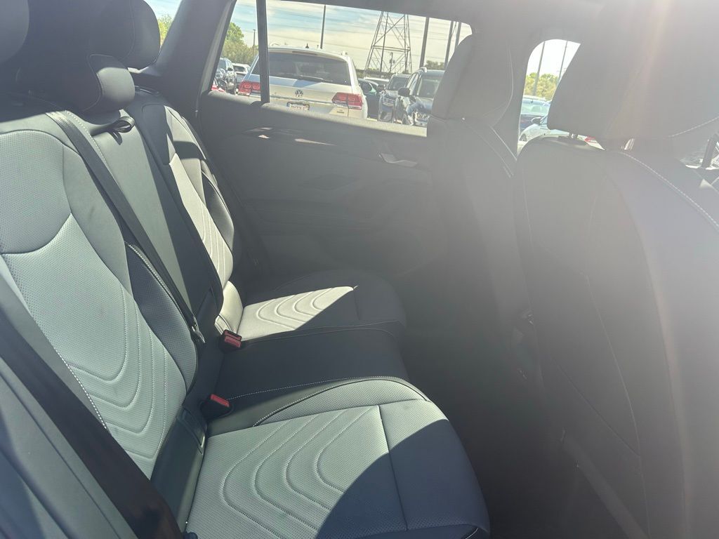 2026 Volkswagen Tiguan 2.0T SE R-Line Black Tampa FL