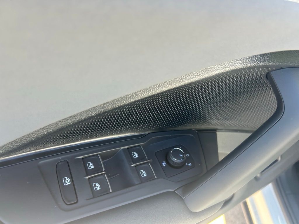 2026 Volkswagen Tiguan 2.0T SE R-Line Black Tampa FL