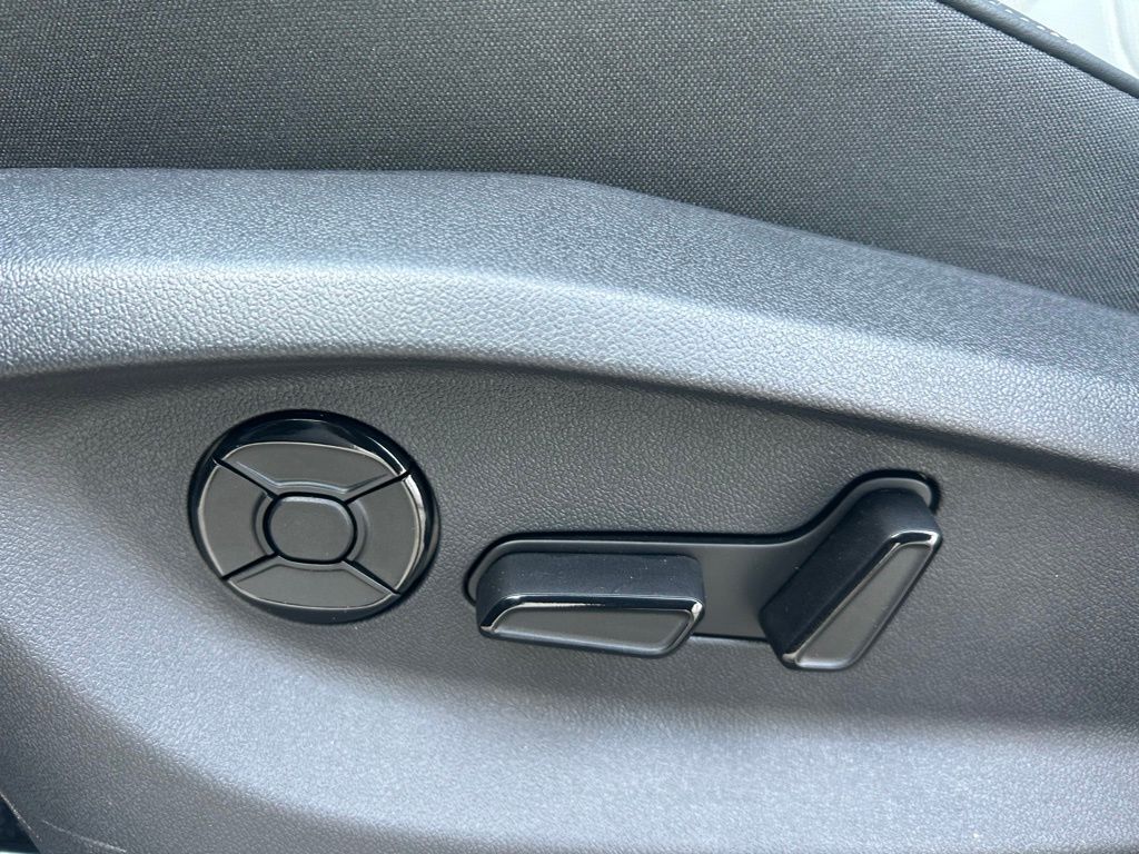 2026 Volkswagen Tiguan 2.0T SE R-Line Black Tampa FL