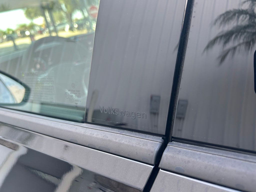 2026 Volkswagen Tiguan 2.0T SE R-Line Black Tampa FL