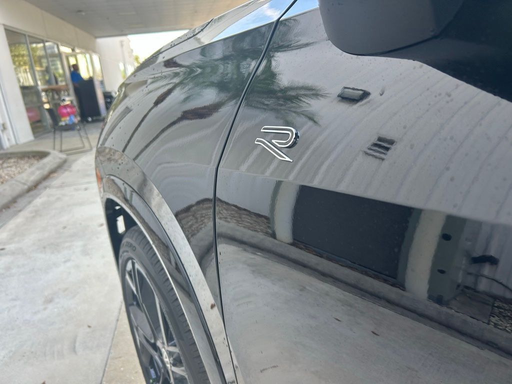 2026 Volkswagen Tiguan 2.0T SE R-Line Black Tampa FL