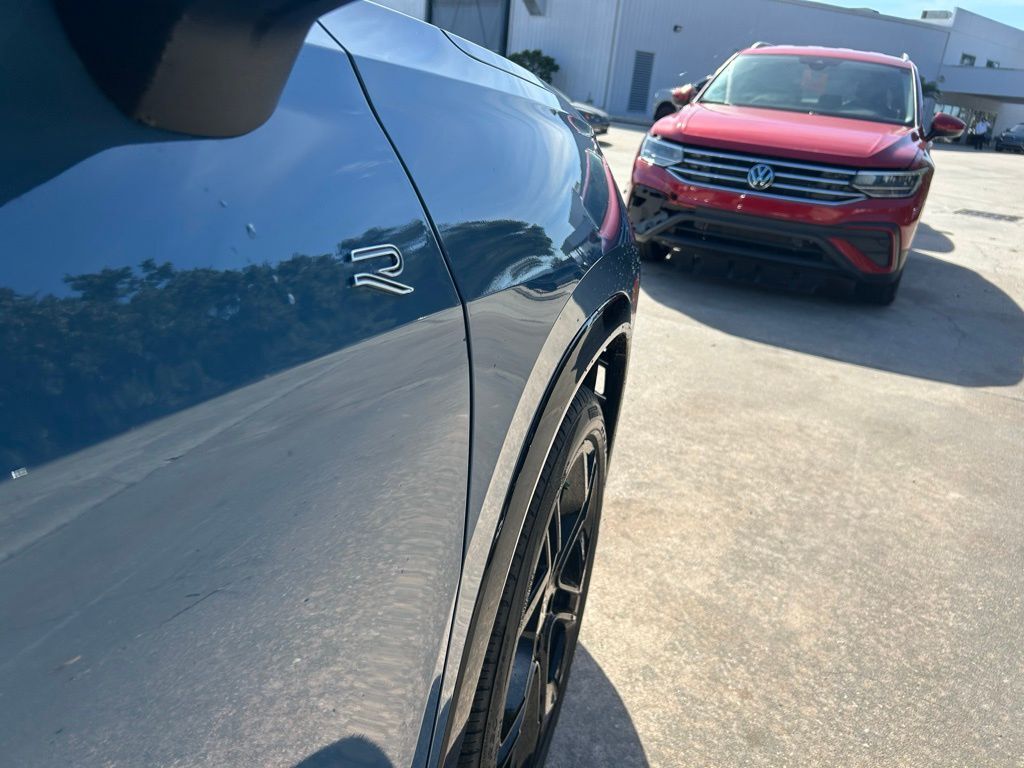 2026 Volkswagen Tiguan 2.0T SE R-Line Black Tampa FL
