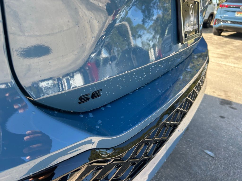 2026 Volkswagen Tiguan 2.0T SE R-Line Black Tampa FL