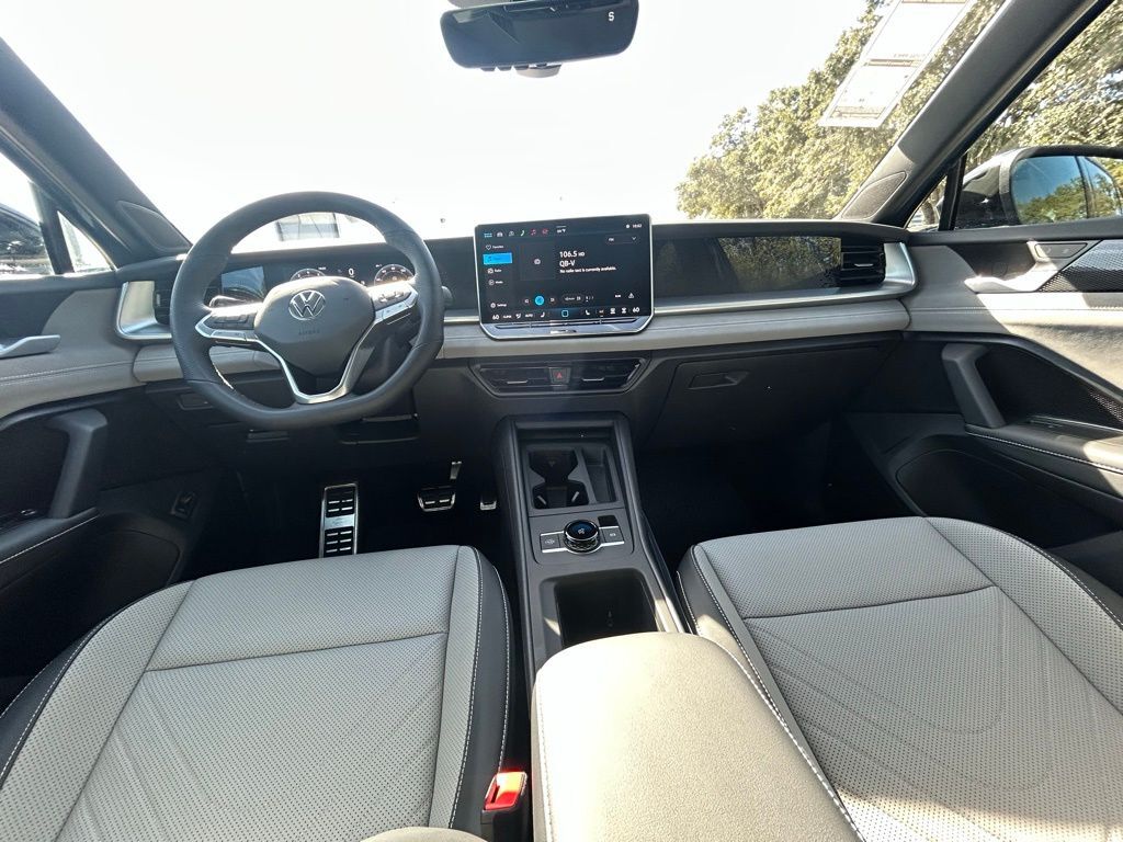 2026 Volkswagen Tiguan 2.0T SE R-Line Black Tampa FL