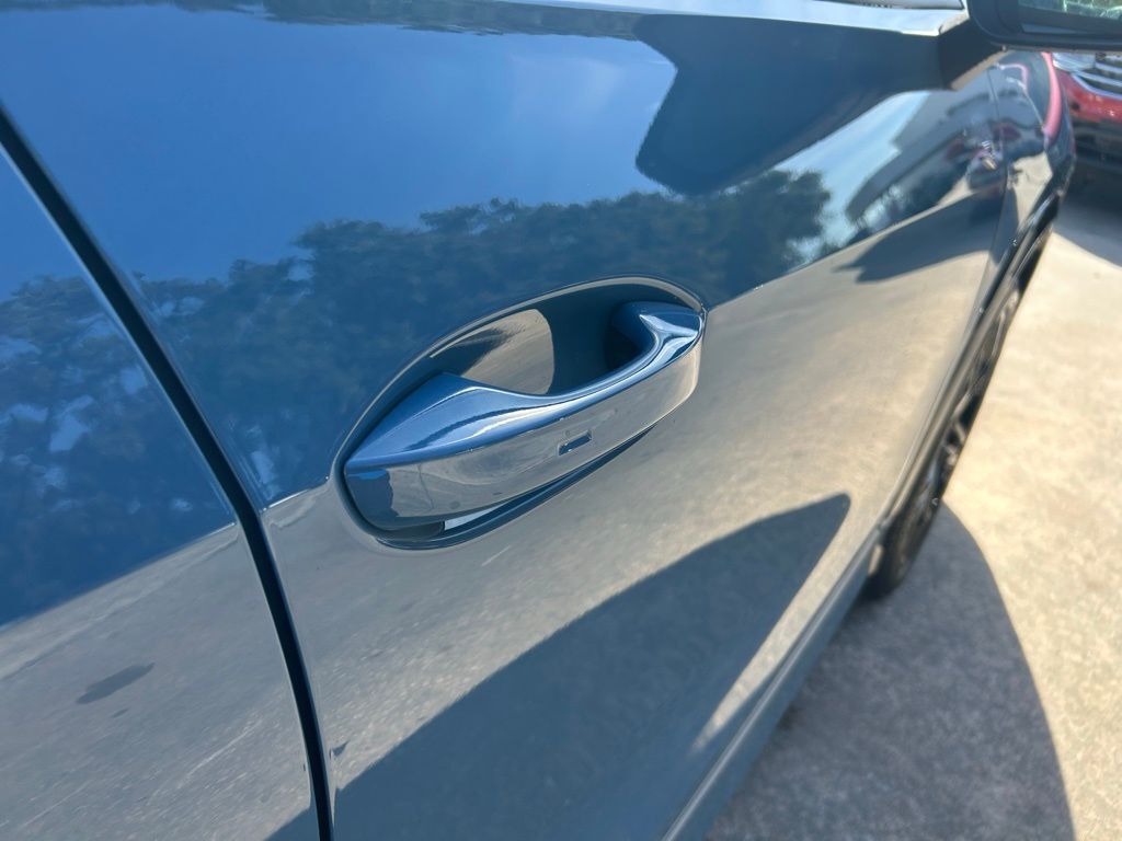 2026 Volkswagen Tiguan 2.0T SE R-Line Black Tampa FL