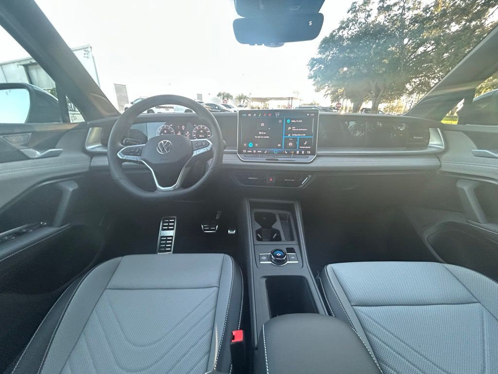 2026 Volkswagen Tiguan 2.0T SE R-Line Black Tampa FL