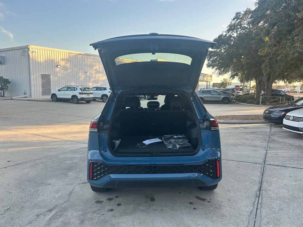 2026 Volkswagen Tiguan 2.0T SE R-Line Black Tampa FL