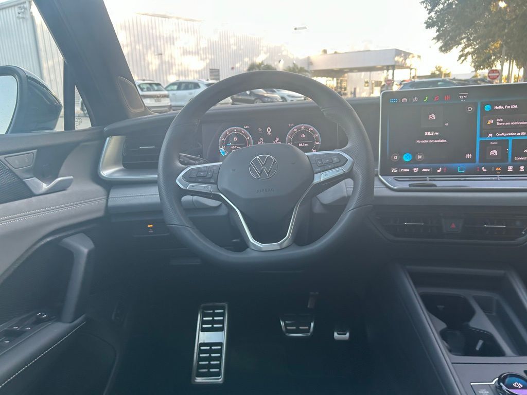 2026 Volkswagen Tiguan 2.0T SE R-Line Black Tampa FL