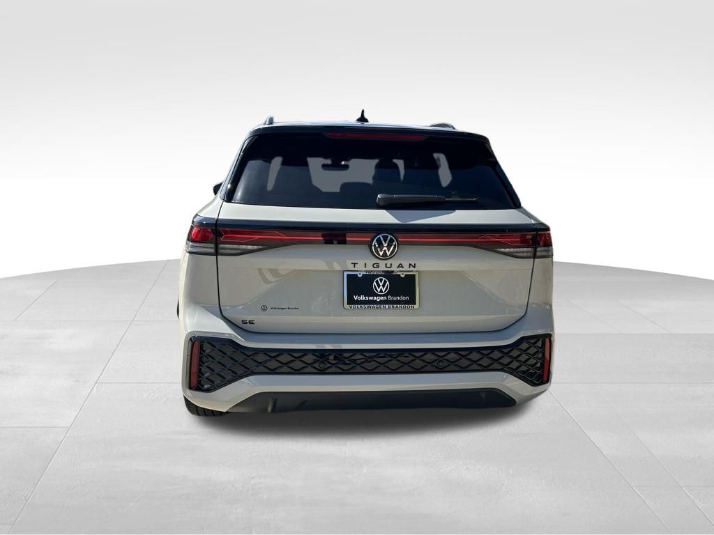 2026 Volkswagen Tiguan 2.0T SE R-Line Black Tampa FL