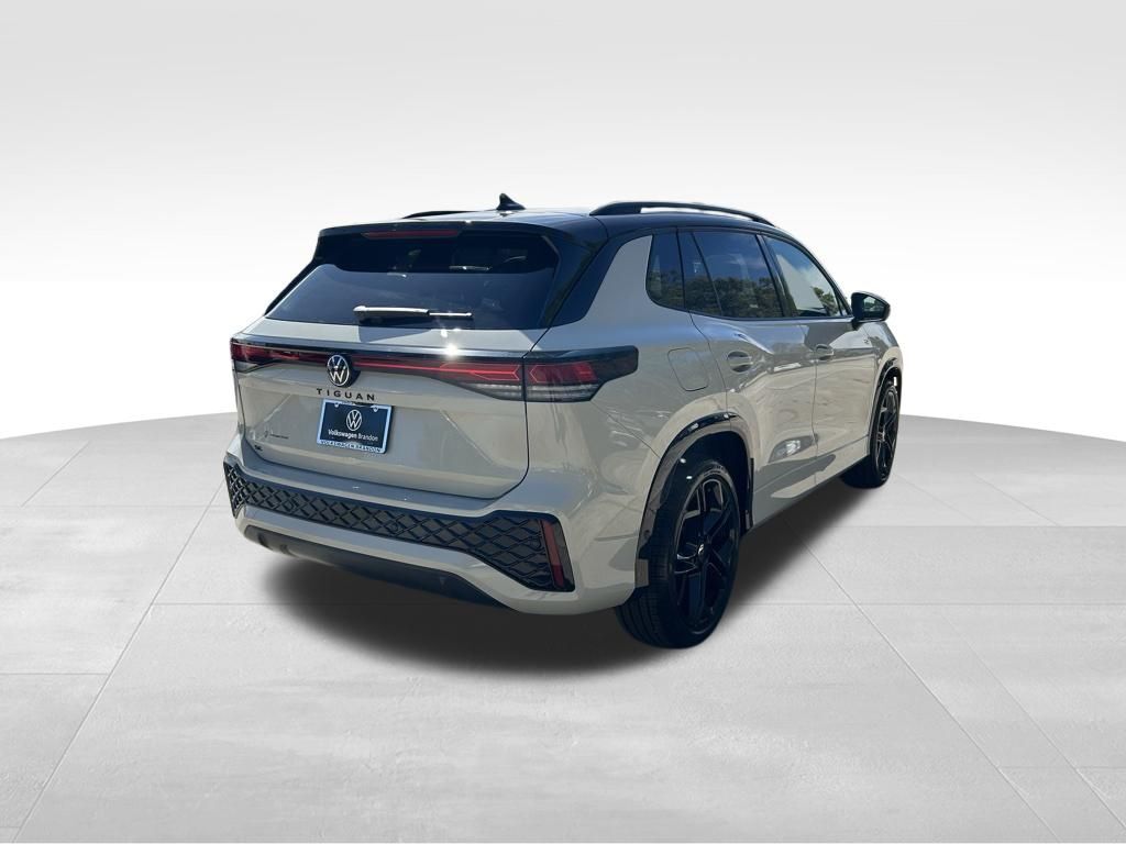 2026 Volkswagen Tiguan 2.0T SE R-Line Black Tampa FL