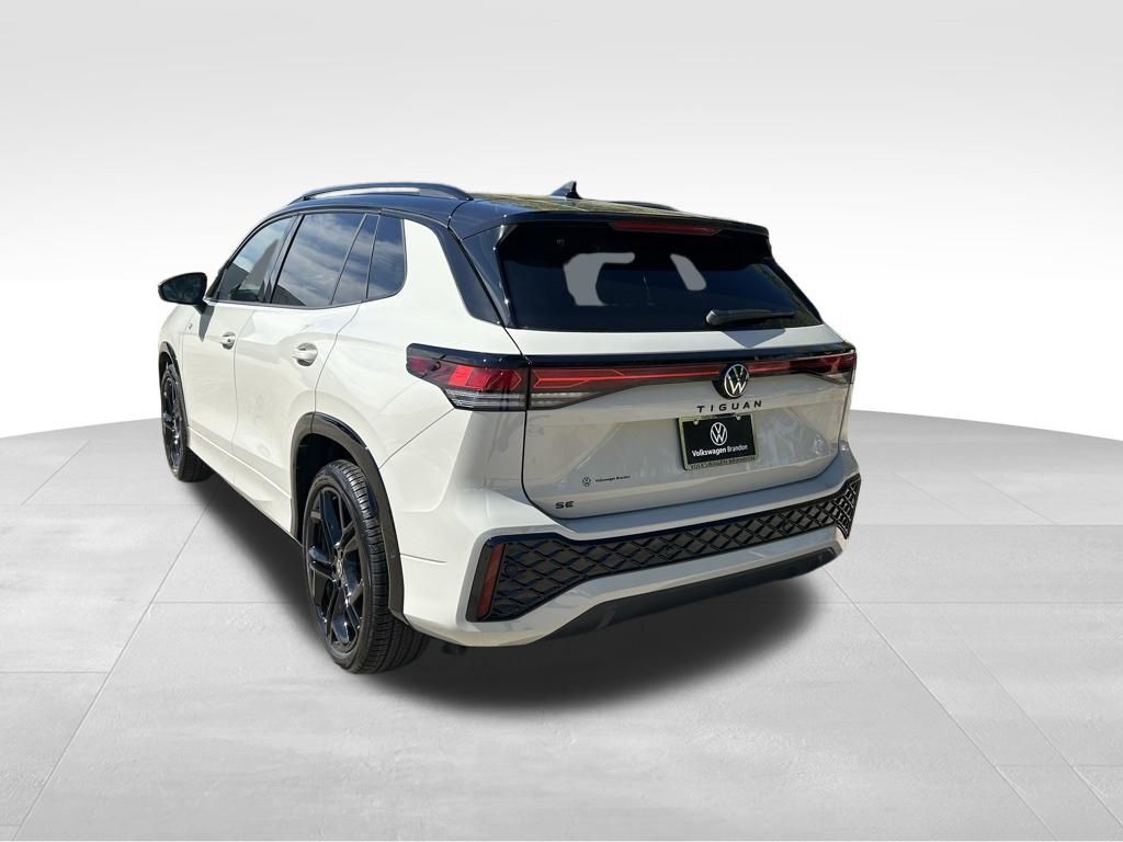 2026 Volkswagen Tiguan 2.0T SE R-Line Black Tampa FL