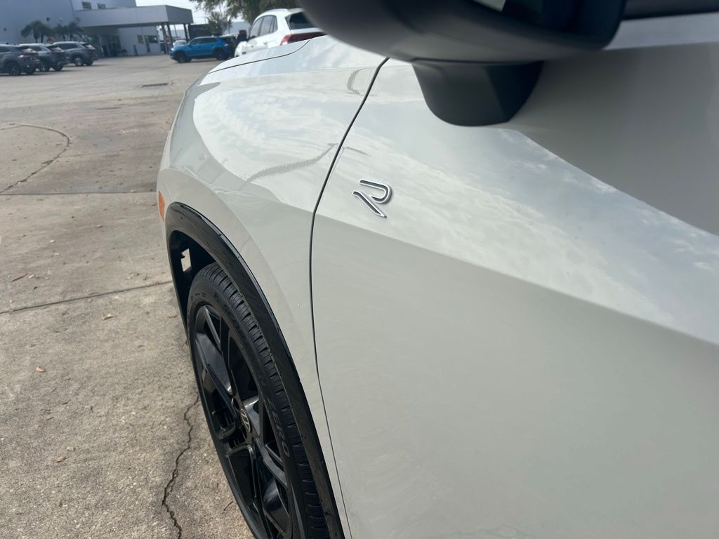 2026 Volkswagen Tiguan 2.0T SE R-Line Black Tampa FL