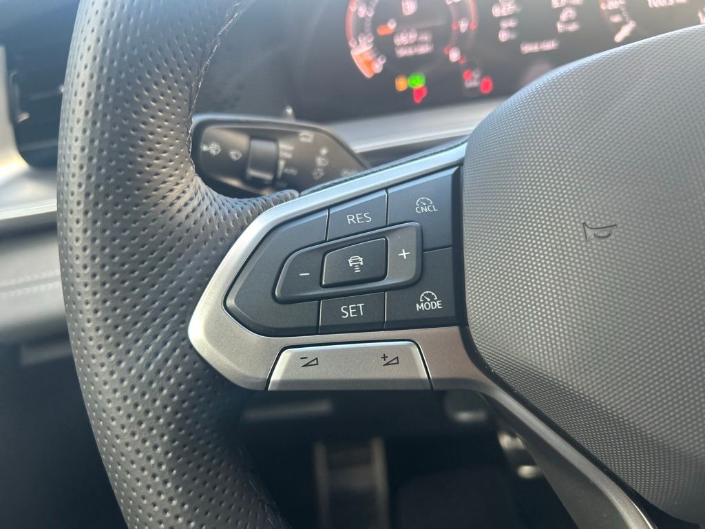 2026 Volkswagen Tiguan 2.0T SE R-Line Black Tampa FL