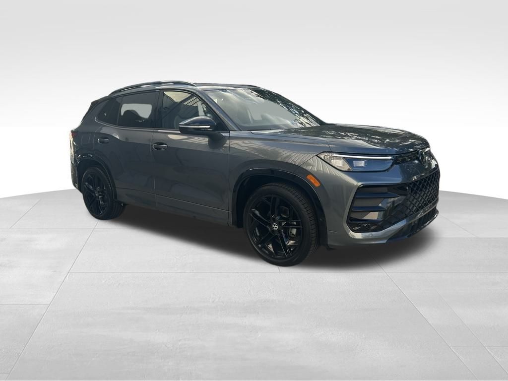 2026 Volkswagen Tiguan 2.0T SE R-Line Black Tampa FL