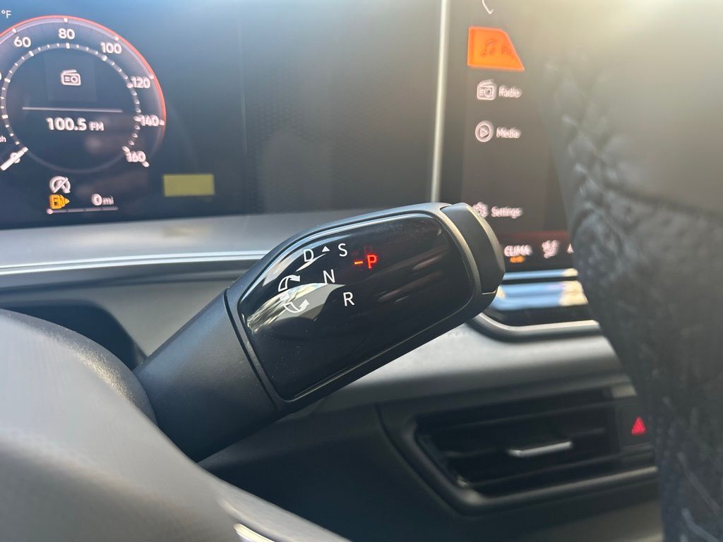 2026 Volkswagen Tiguan 2.0T SE R-Line Black Tampa FL