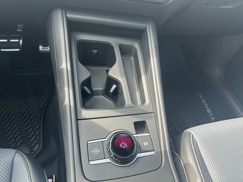 2026 Volkswagen Tiguan 2.0T SE R-Line Black Tampa FL