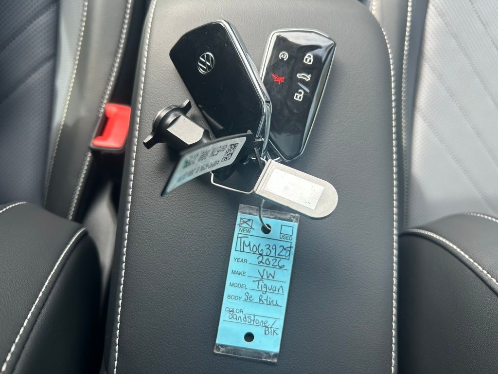 2026 Volkswagen Tiguan 2.0T SE R-Line Black Tampa FL