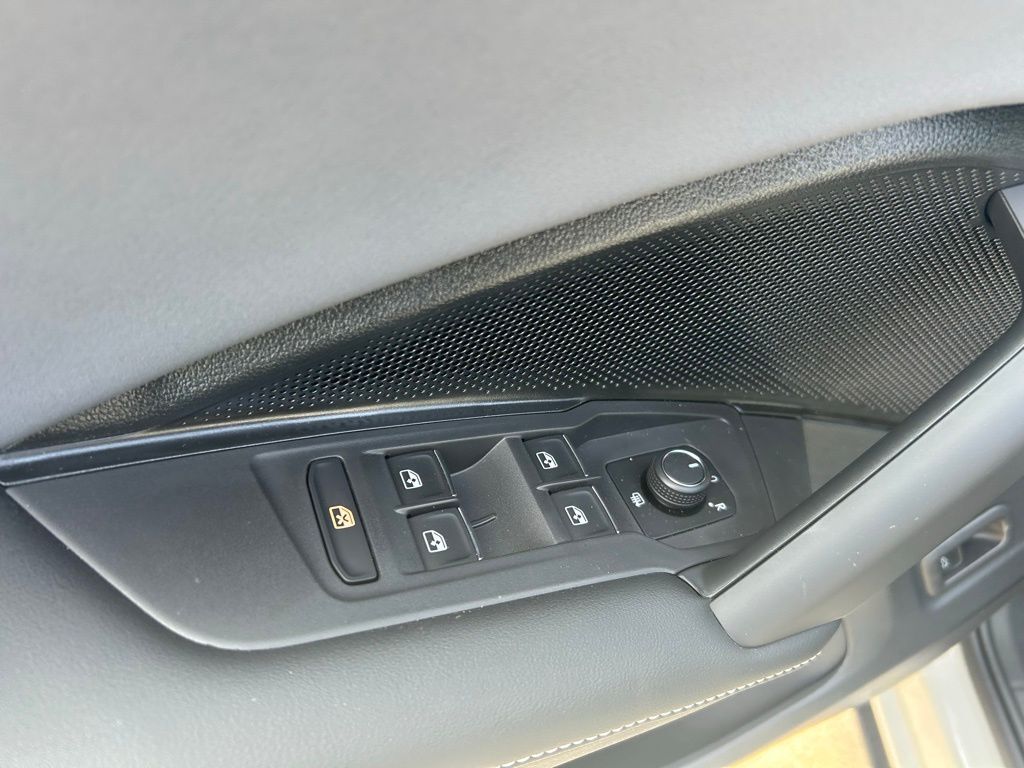 2026 Volkswagen Tiguan 2.0T SE R-Line Black Tampa FL