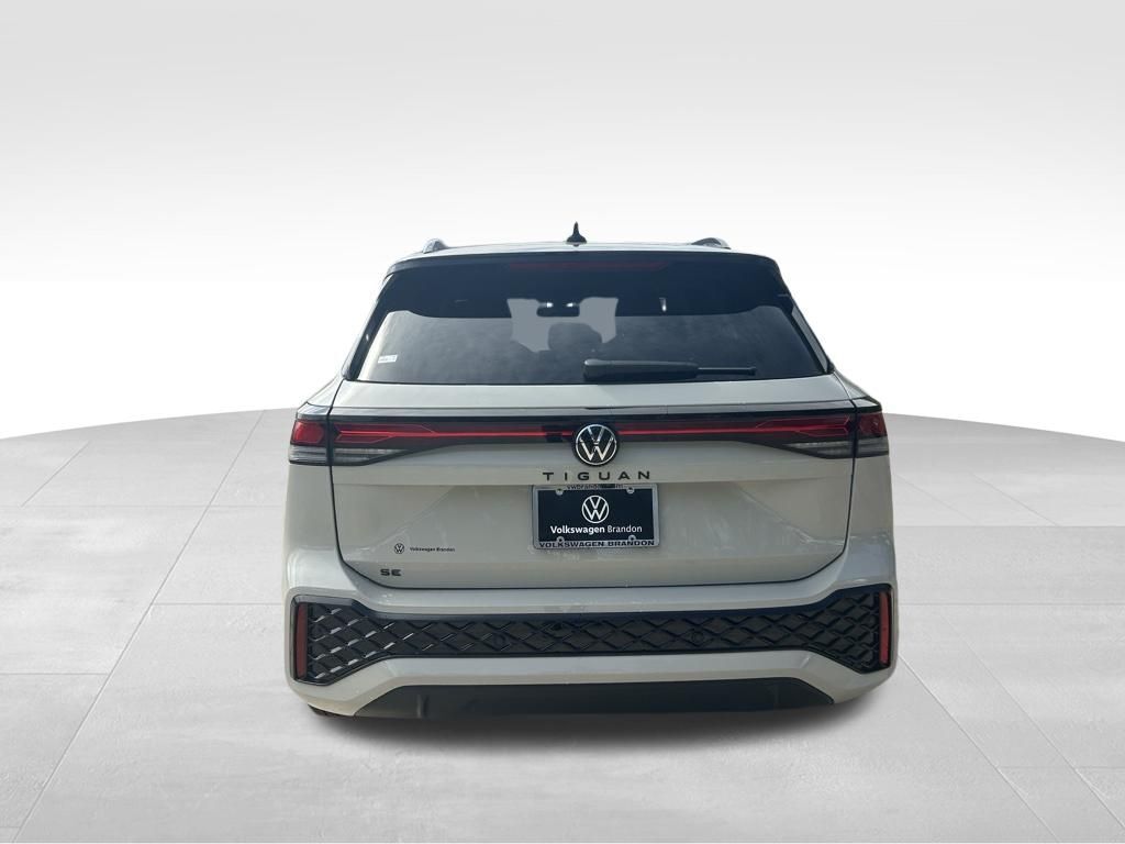 2026 Volkswagen Tiguan 2.0T SE R-Line Black Tampa FL