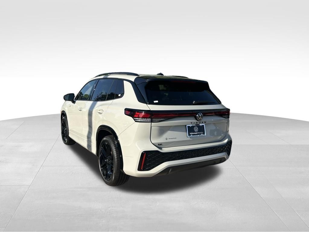 2026 Volkswagen Tiguan 2.0T SE R-Line Black Tampa FL