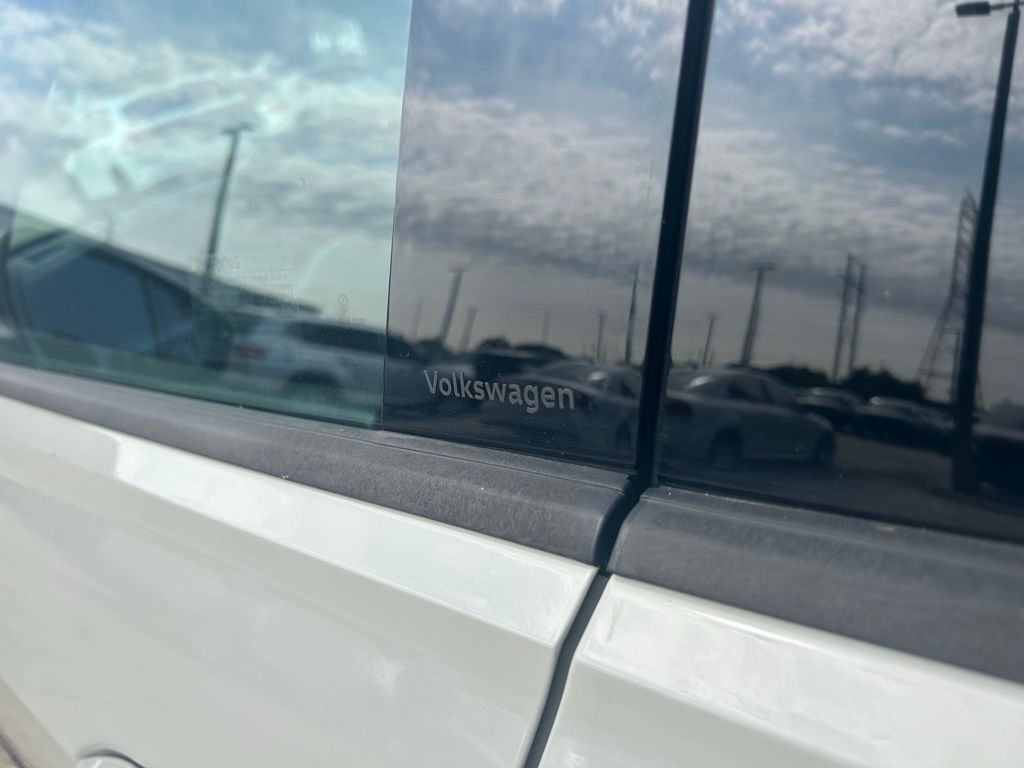 2026 Volkswagen Tiguan 2.0T SE R-Line Black Tampa FL