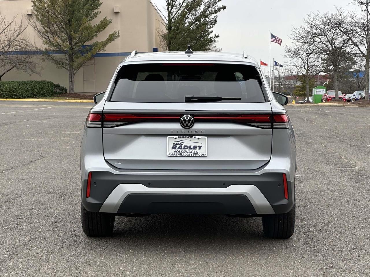 2026 Volkswagen Tiguan 2.0T SE