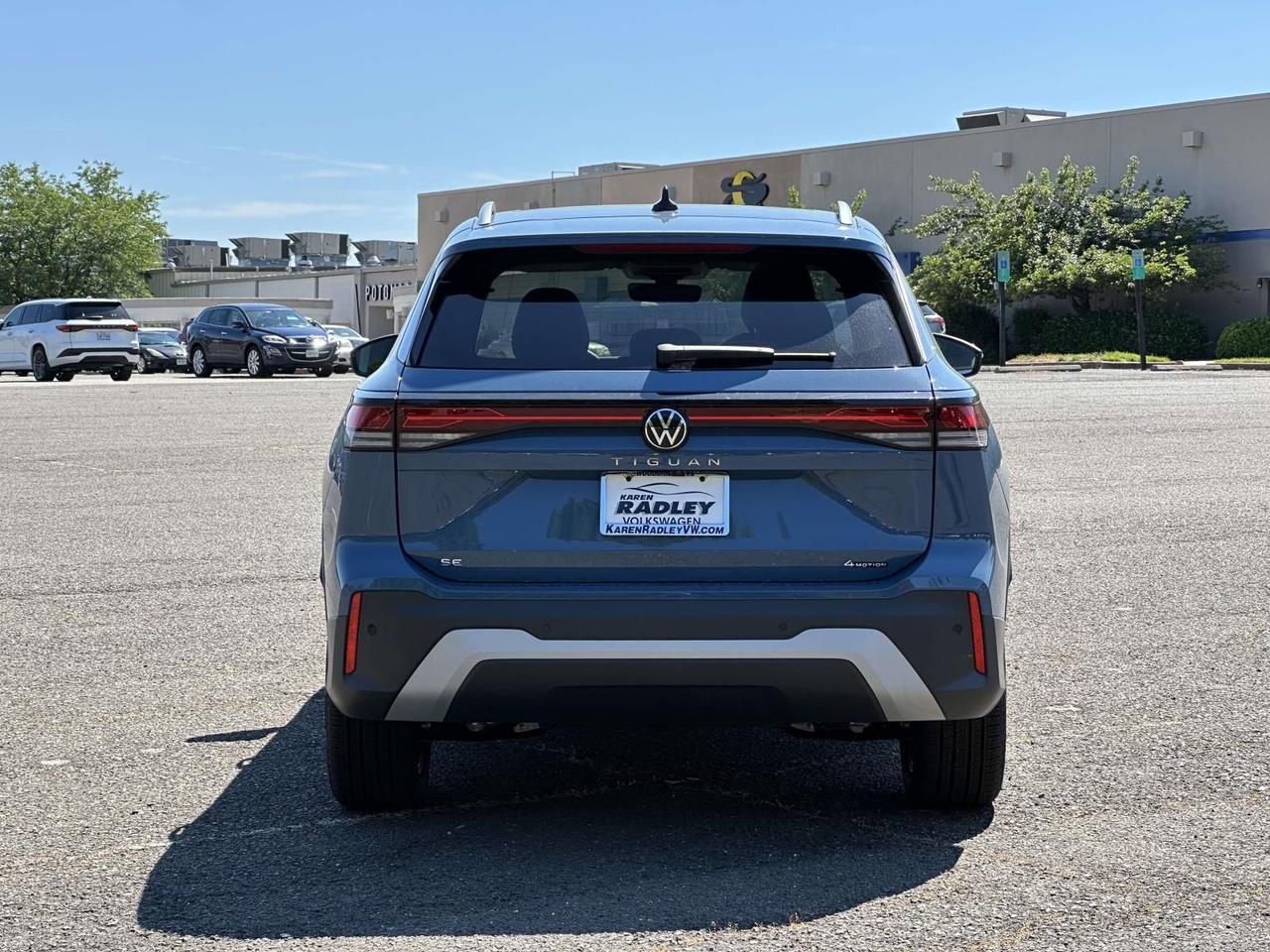 2026 Volkswagen Tiguan 2.0T SE
