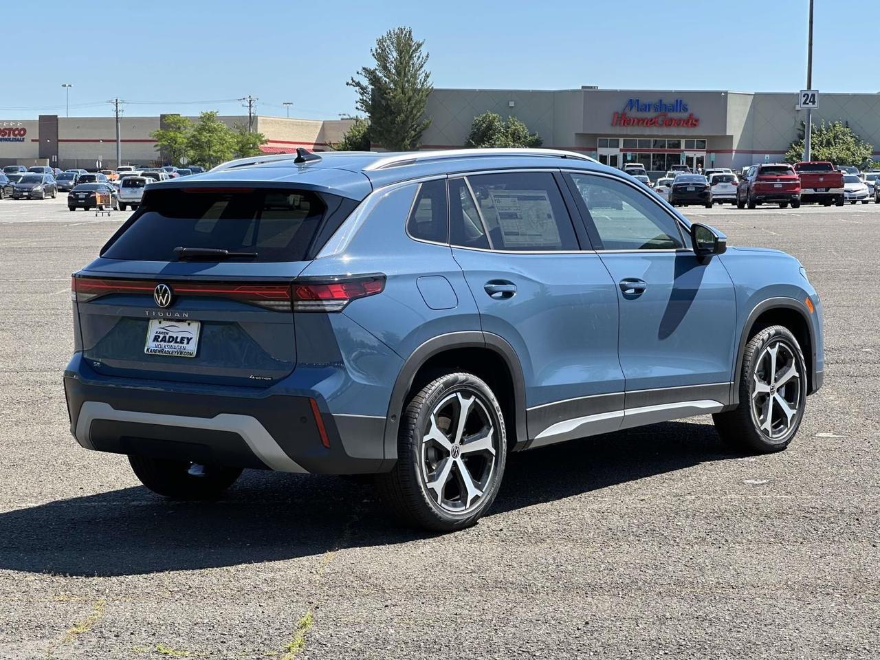 2026 Volkswagen Tiguan 2.0T SE