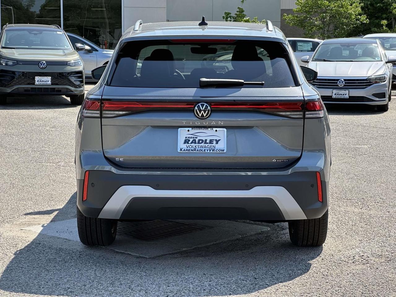2026 Volkswagen Tiguan 2.0T SE