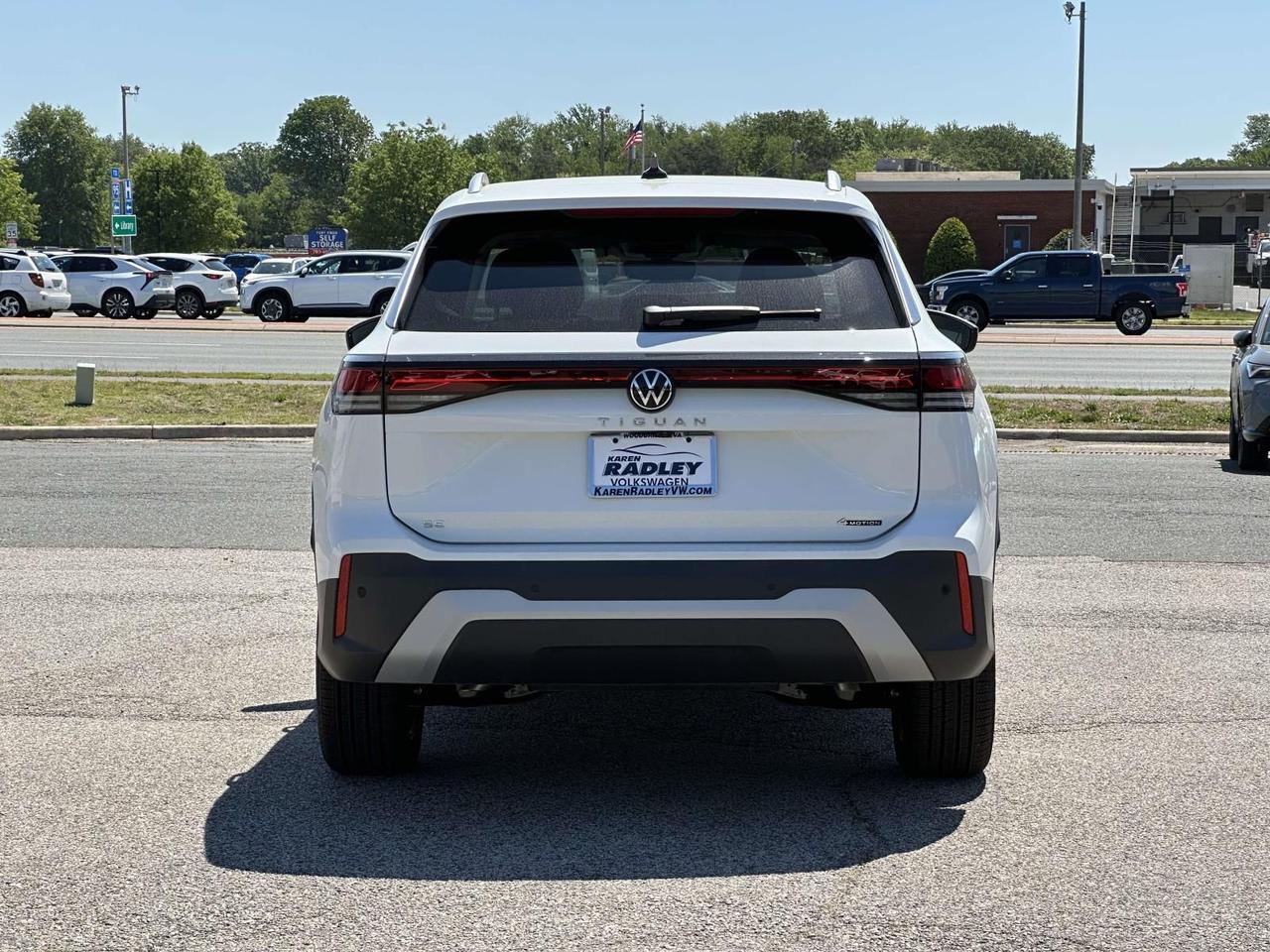 2026 Volkswagen Tiguan 2.0T SE
