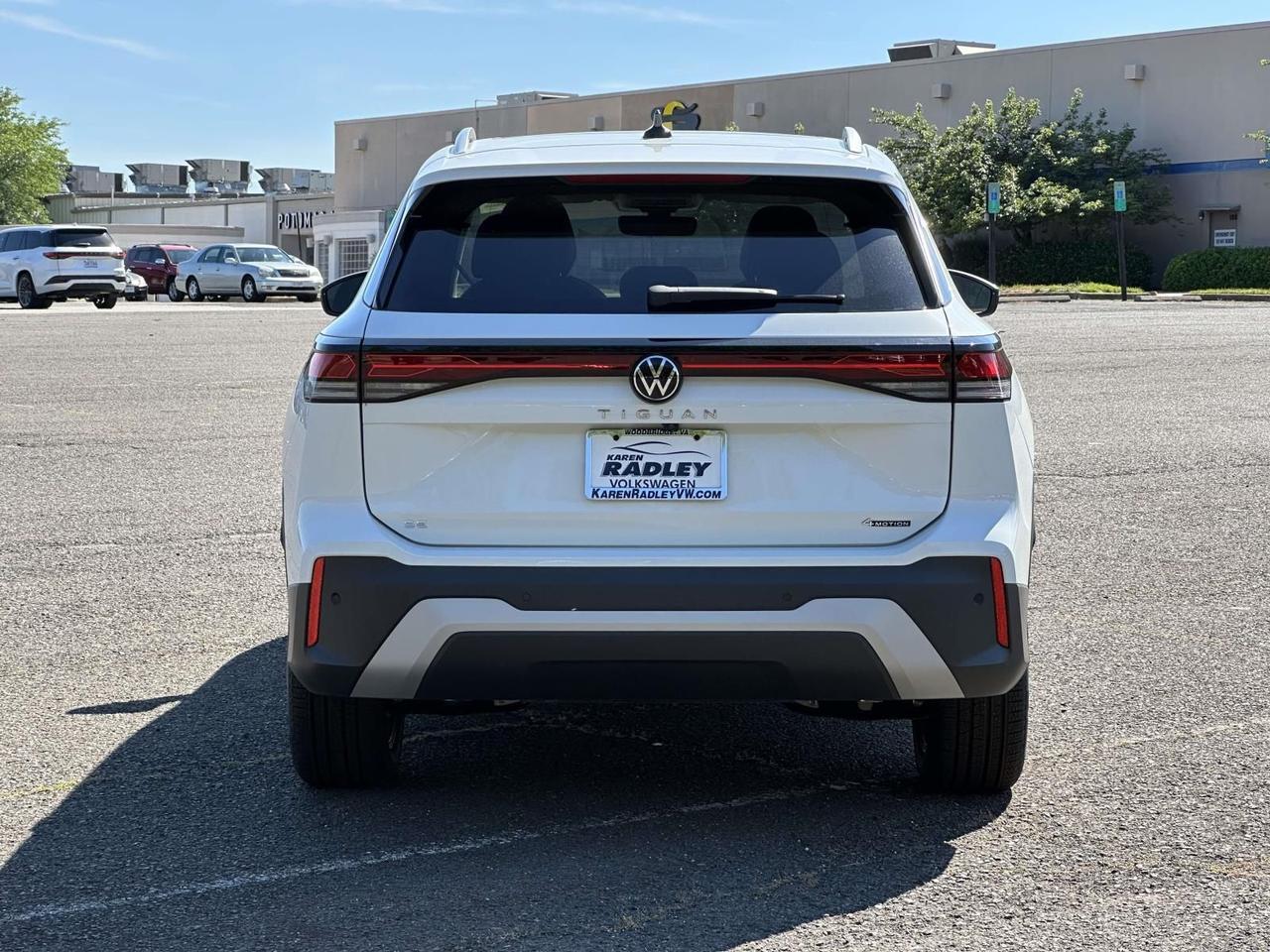 2026 Volkswagen Tiguan 2.0T SE