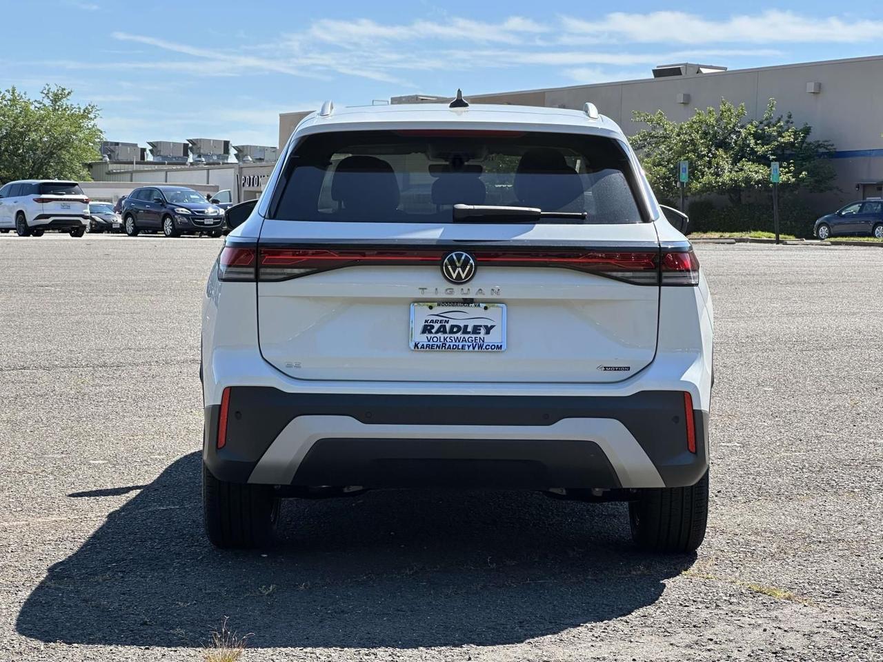 2026 Volkswagen Tiguan 2.0T SE