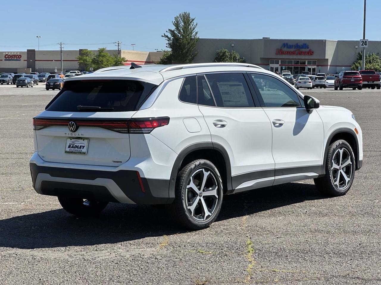 2026 Volkswagen Tiguan 2.0T SE