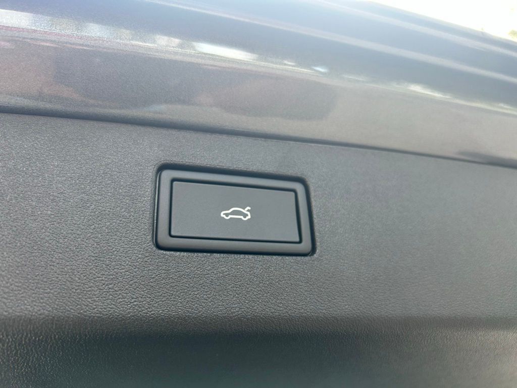 2026 Volkswagen Tiguan 2.0T SE Tampa FL