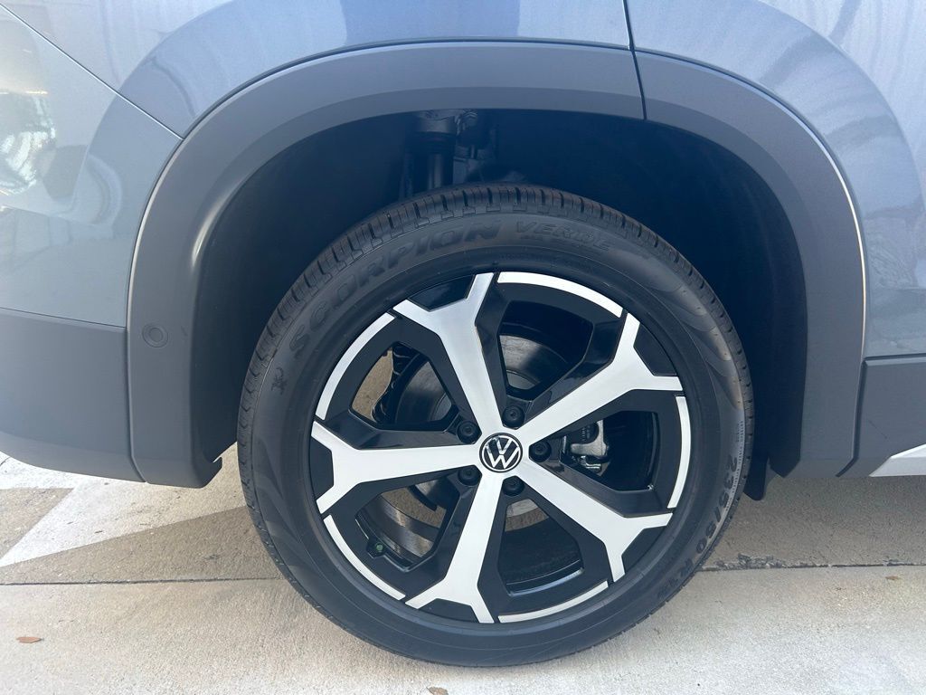 2026 Volkswagen Tiguan 2.0T SE Tampa FL