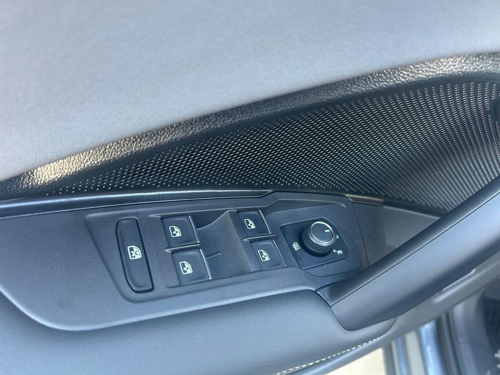 2026 Volkswagen Tiguan 2.0T SE Tampa FL