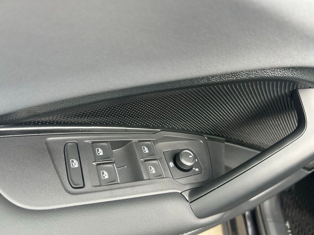 2026 Volkswagen Tiguan 2.0T SE Tampa FL