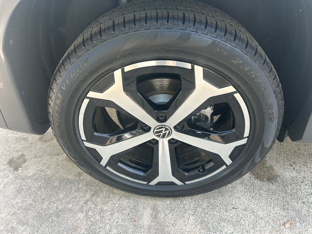 2026 Volkswagen Tiguan 2.0T SE Tampa FL