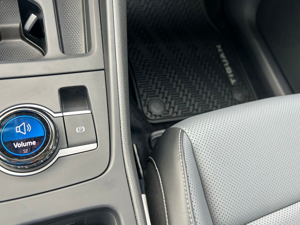 2026 Volkswagen Tiguan 2.0T SE Tampa FL