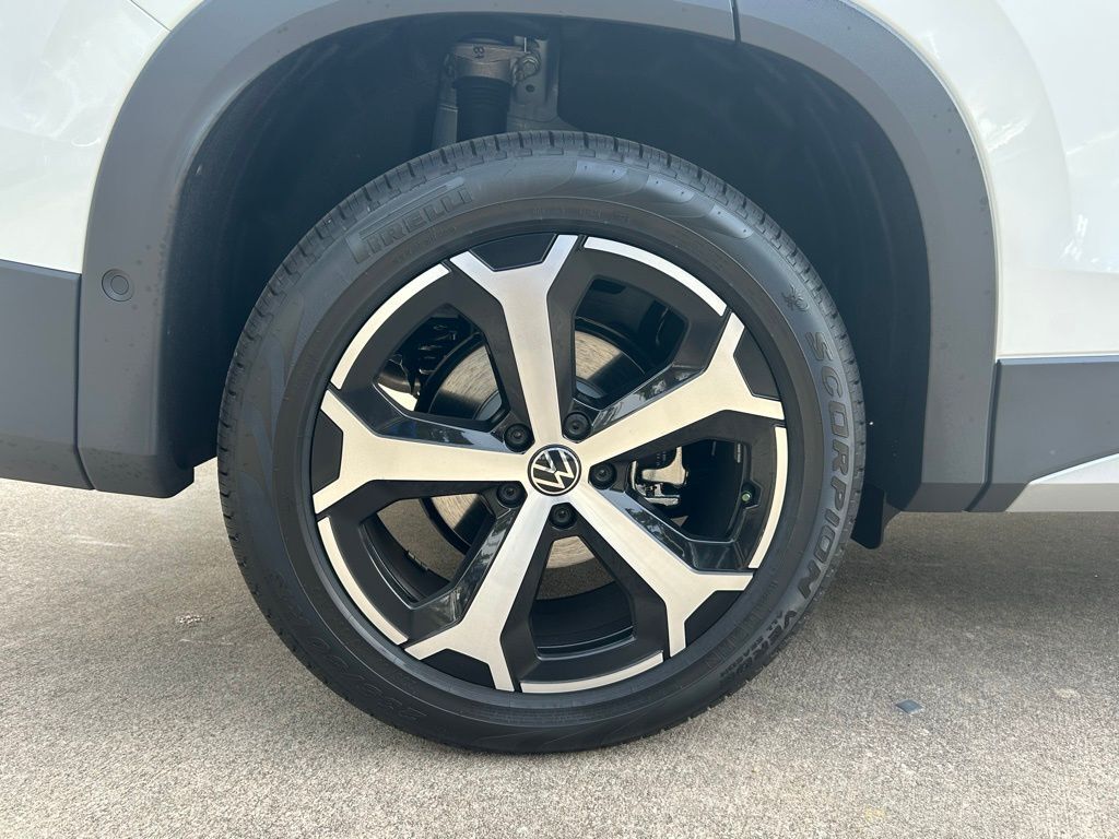 2026 Volkswagen Tiguan 2.0T SE Tampa FL