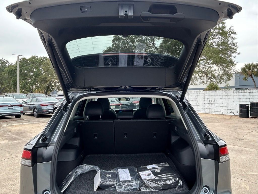 2026 Volkswagen Tiguan 2.0T SE Tampa FL