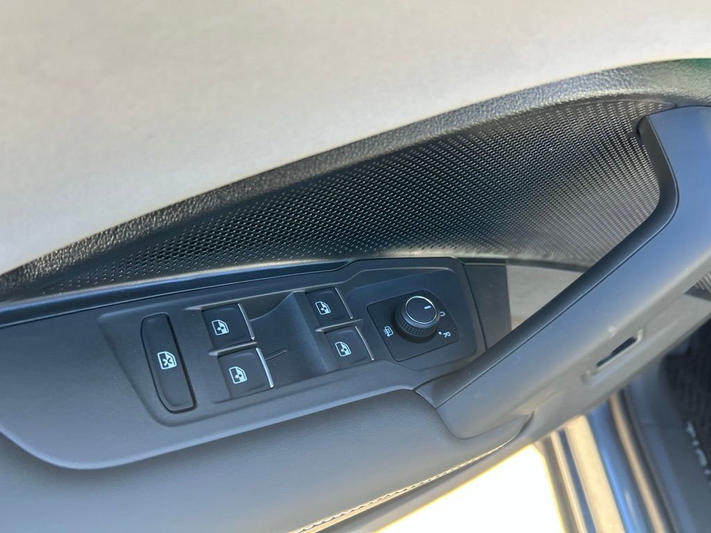 2026 Volkswagen Tiguan 2.0T SE Tampa FL