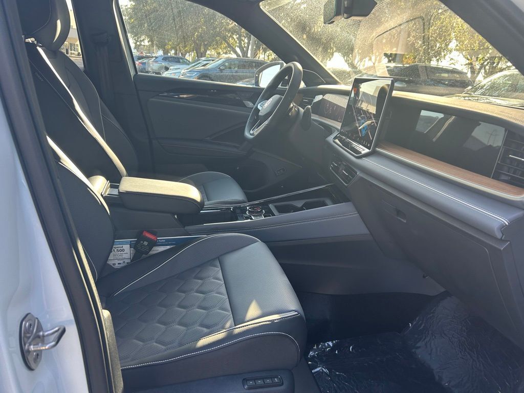 2026 Volkswagen Tiguan 2.0T SEL R-Line Turbo Tampa FL